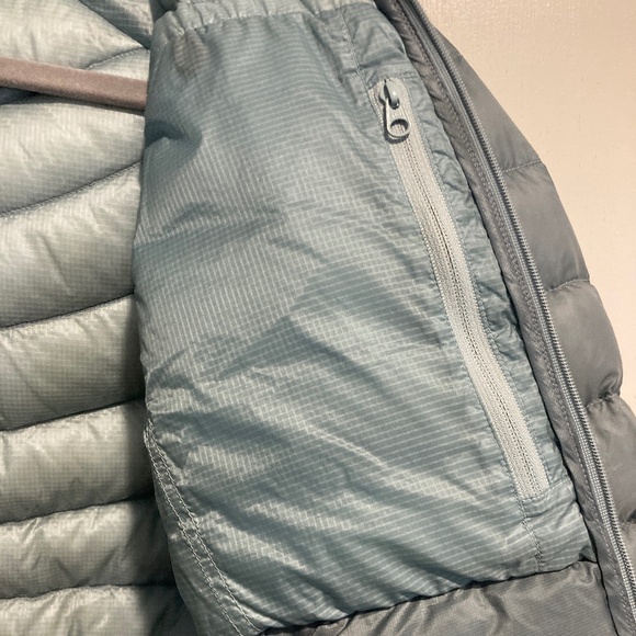 Arc'teryx Hooded Down Jacket / S - Picture 6 of 6